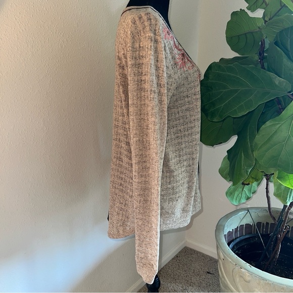 Miss Me Women’s Lace-Like Beaded Cardigan Top Sheer Paisley Insert Large NWOTs - Picture 3 of 14